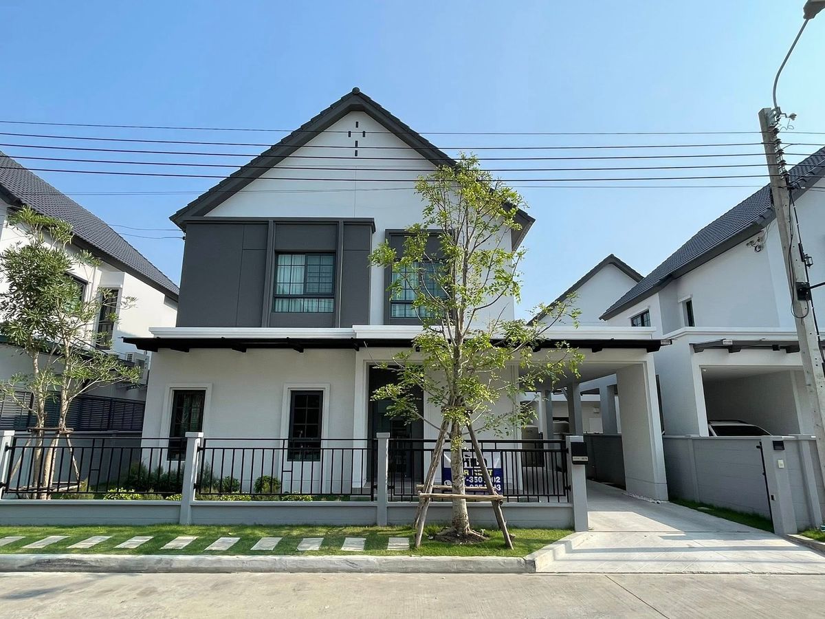 ให้เช่าบ้านบางนา แบริ่ง ลาซาล : 📢🏡HOME FOR RENT🌸Centro Bangna บ้านเดี่ยวสุดหรู 2 ชั้น  ติดถนนกิ่งแก้ว ใกล้ Mega บางนาขนาด 58 ตร.ว 4 ห้องนอน #LV-MO1734