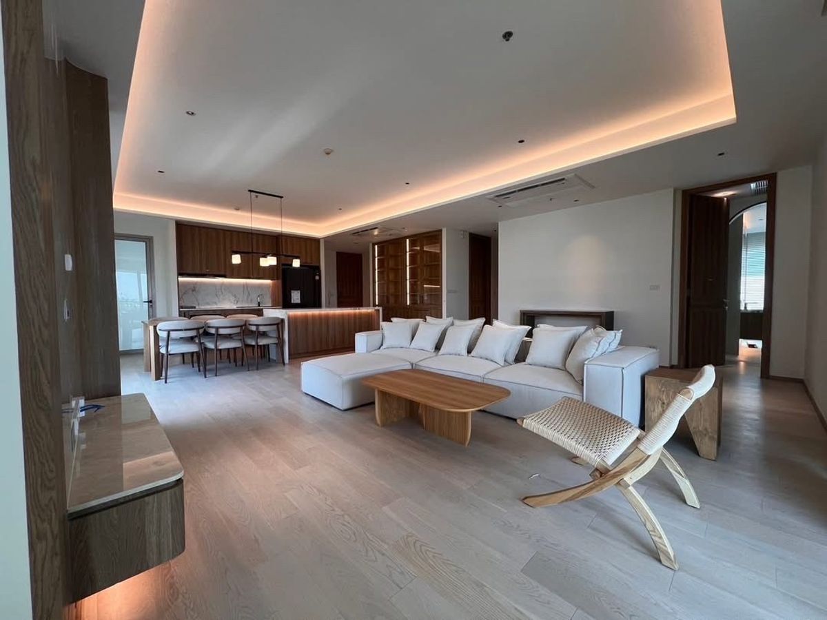 For RentCondoSathorn, Narathiwat : Rent The Loft Yenakart Size 185 SQ.M 2 Bed only 120,000 !! 086-795-9997