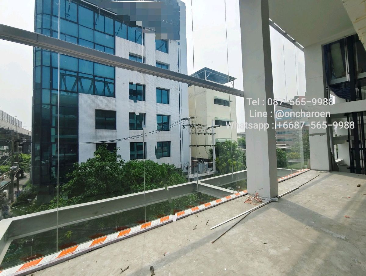 For RentOfficeRama9, Petchburi, RCA : Stand alone office for rent on the main road, Rama 9