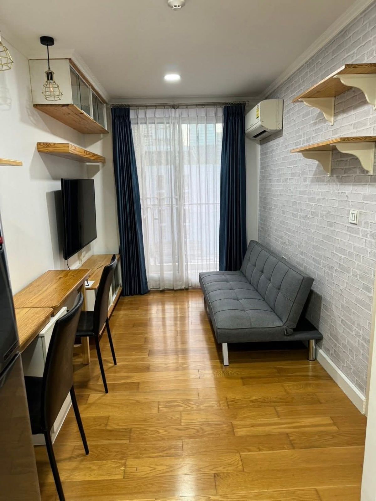 For RentCondoSilom, Saladaeng, Bangrak : [L250417022] For Rent Condolette Light Convent | 1 Bedroom | Size 33.9 sq.m. | Special Price | Ready to Move In
