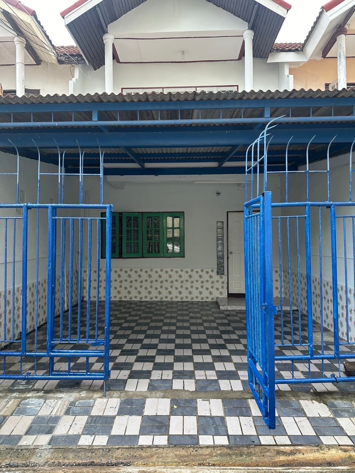 For RentTownhomeSamut Prakan,Samrong : Rent 2 -story townhouse, Nilbon Ville, Bang Phli