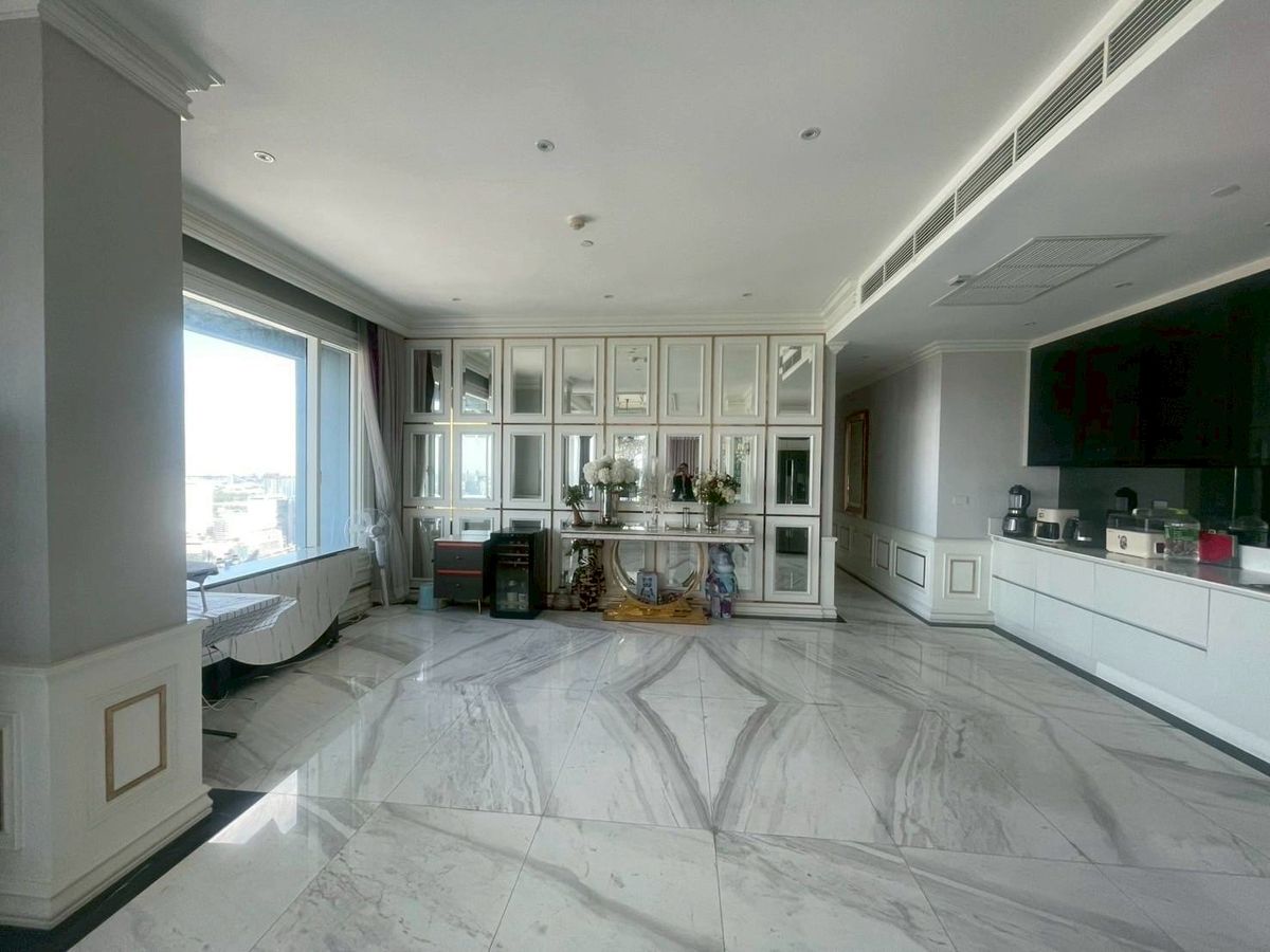 For RentCondoRama9, Petchburi, RCA : LTH12338 - Penthouse Luxury for RENT at Q Asoke Size 274.74 SQM. 5 Beds 6 Baths Near MRT Phetchaburi Station Only 300K/Month