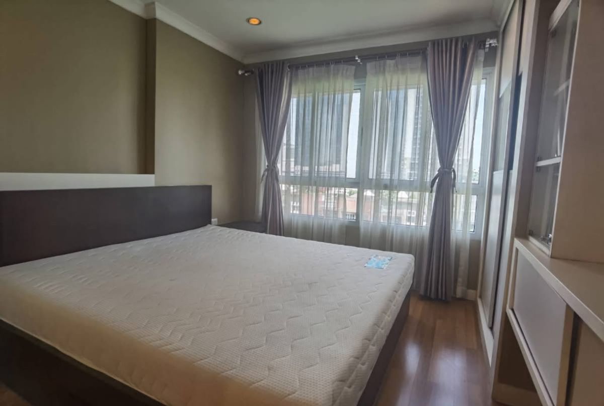 ให้เช่าคอนโดพระราม 9 เพชรบุรีตัดใหม่ RCA : 🎀 For rent ให้เช่าคอนโด  lumpini place rama9-ratchada 
🏷️ ห้องว่างพร้อมเข้าอยู่ 1 พ.ค. 68 รับจอง✅ 