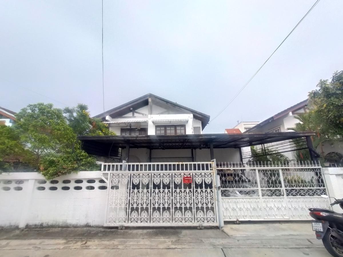 For RentHouseKasetsart, Ratchayothin : ⚡ 2 -storey detached house for rent, Soi Satri Witthaya 2, Soi 10, Intersection 5, Size 90 sq.w. ⚡