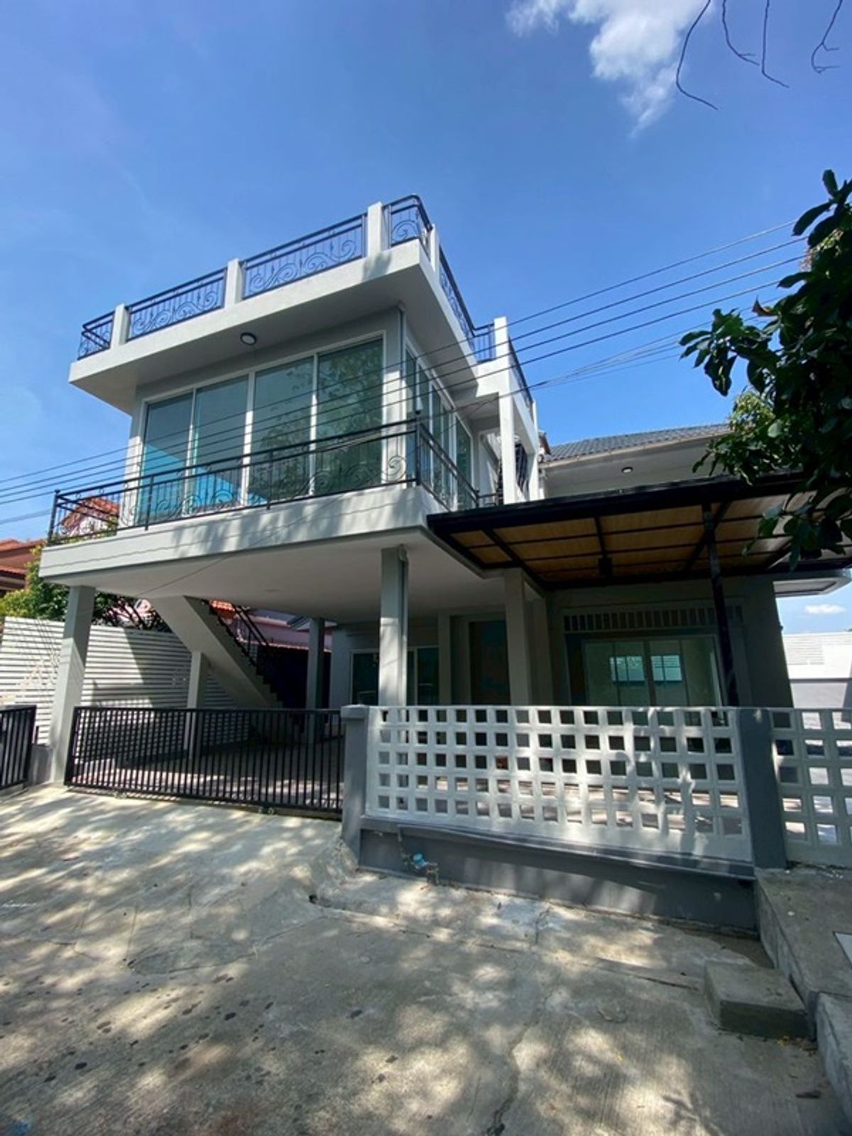 ขายบ้านเกษตร นวมินทร์ ลาดปลาเค้า : ขาย  บ้านเดี่ยว  บึงกุ่ม  ถ.นวลจันทร์