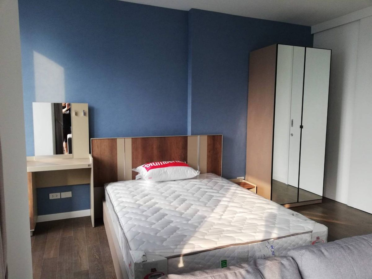 ให้เช่าคอนโดสาทร นราธิวาส : พร้อมอยู่ Nara 9 ห้อง 1 bedroom ชั้นสูงวิวเมือง ทัก Line rainyseason17 ค่ะ