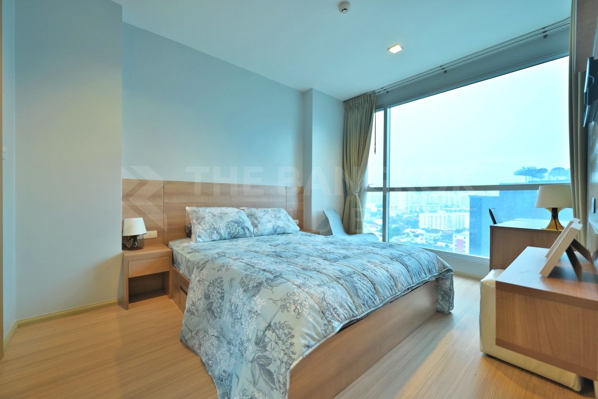 ให้เช่าคอนโดรัชดา ห้วยขวาง : 🔥Rhythm Ratchada-Huaikwang - 23,000 bath / 1B1B / near MRT Huaikwang - by Loft