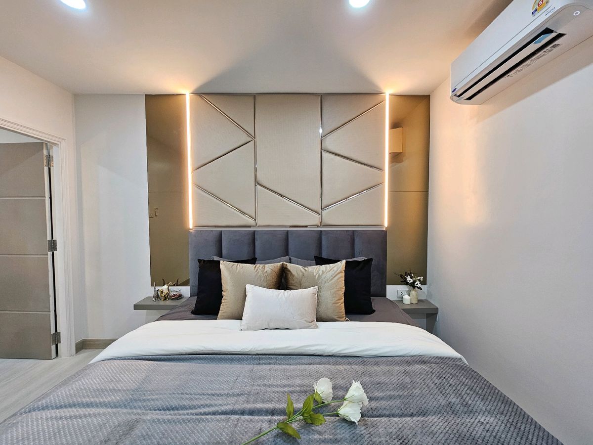 ขายคอนโดพัฒนาการ ศรีนครินทร์ : ขายอ่อนนุชเพลสคอนโด 3 ห้องนอน ขนาด 85.83 ตร.ม.ซอยอ่อนนุช 46/2  ห้องแต่งใหม่ น่าอยู่ เฟอร์นิเจอร์ครบ
