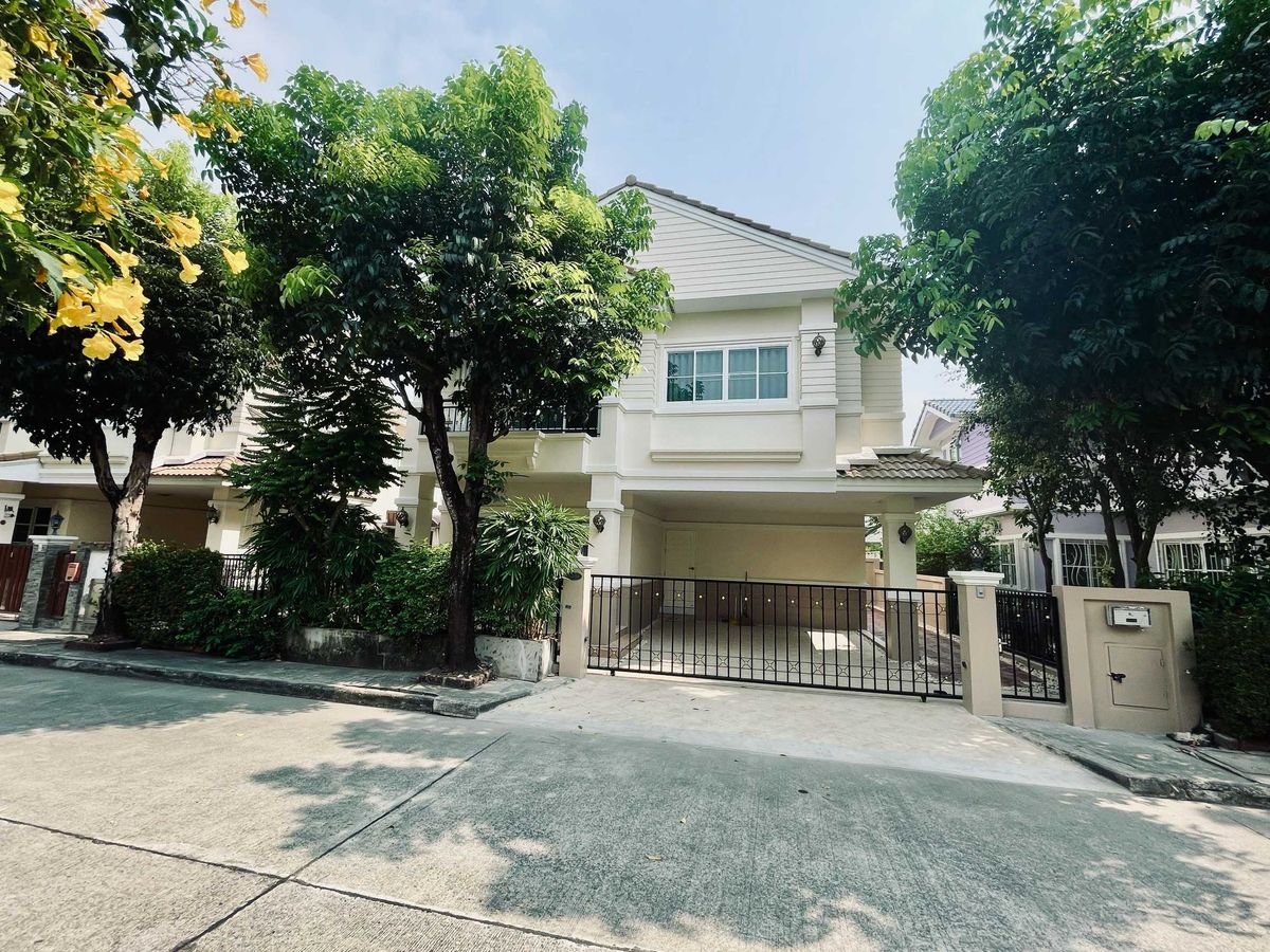 ขายบ้านเกษตรศาสตร์ รัชโยธิน : ขายบ้านเดี่ยว หมู่บ้านสกุลธร วัชรพล 2/3 172 ตร.ม. ใกล้ แฟชั่นไอส์แลนด์