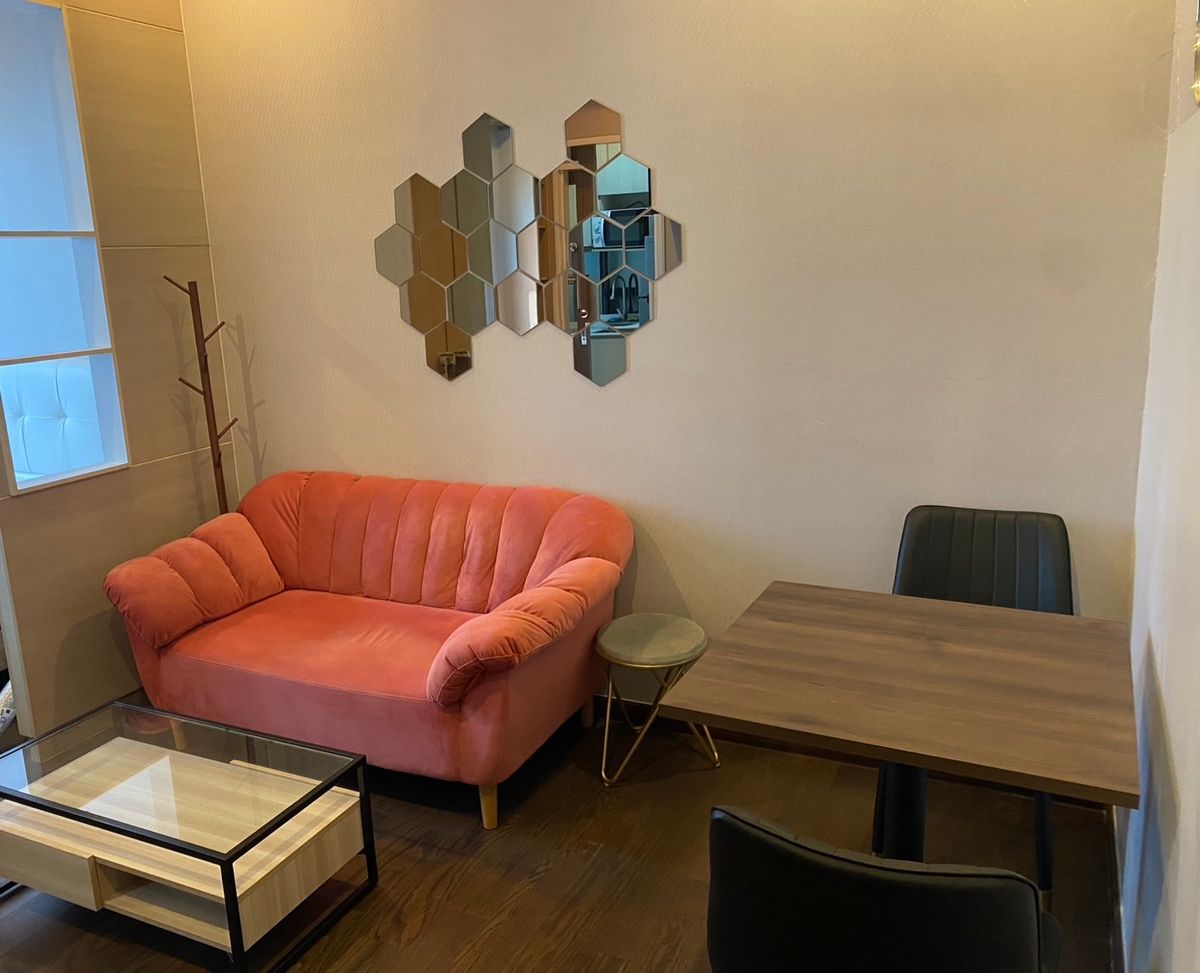 ให้เช่าคอนโดพระราม 9 เพชรบุรีตัดใหม่ RCA : [For rent] Q Asoke Condo : near Mrt Petchburi 0 m. Studio 32sqm, Fully Furnish, Only 20K Call 065-2614622 Tammy