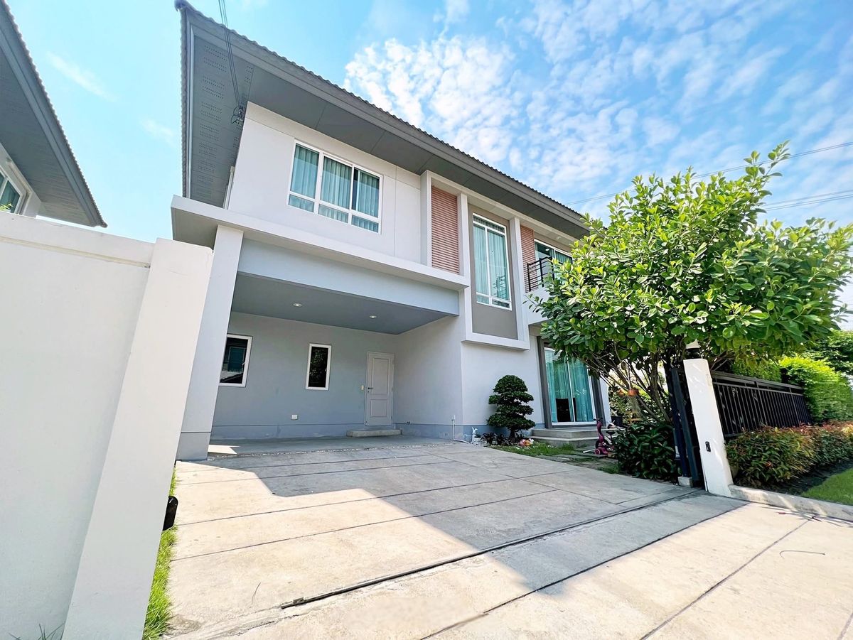 ให้เช่าบ้านปทุมธานี รังสิต ธรรมศาสตร์ : 🏡 ให้เช่าบ้านเดี่ยวหลังใหญ่ มุมสงบ โครงการ Life Bangkok Boulevard รังสิต เลี้ยงสัตว์ได้ พร้อมเฟอร์นิเจอร์ตามความต้องการ  เหมาะอยู่อาศัยหรือทำออฟฟิศ  ใกล้ฟิวเจอร์พาร์ค,ดอนเมืองโทลล์เวย์