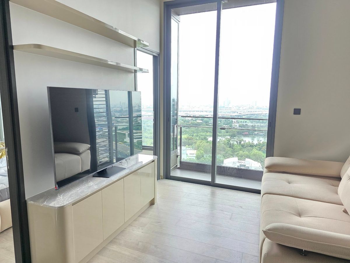 ให้เช่าคอนโดลาดพร้าว เซ็นทรัลลาดพร้าว : ให้เช่า The Crest Park Residences ราคา 30,000 บาท [TTr250404]