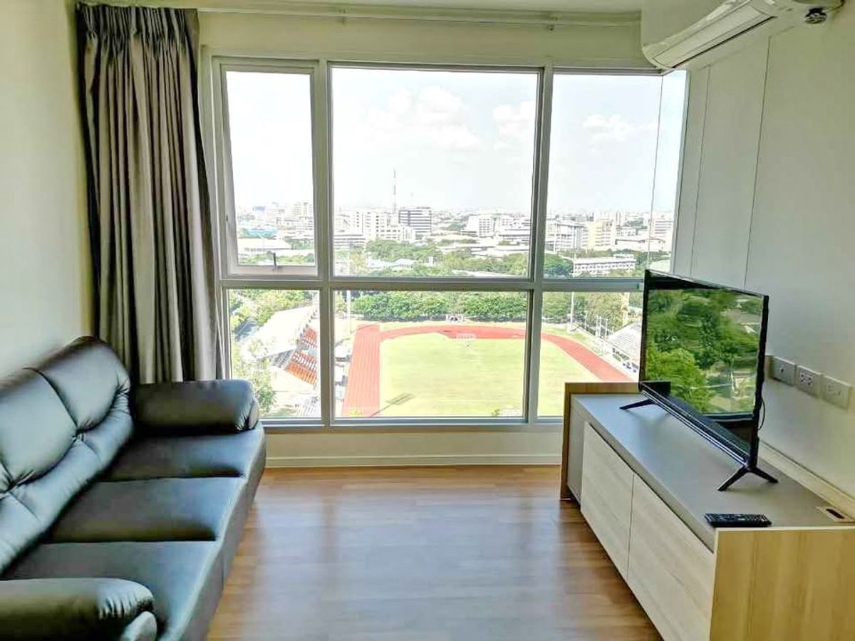 For RentCondoKasetsart, Ratchayothin : Rent The LPN Selected Kaset -Ngamwongwan, a corner room near Kasetsart University.