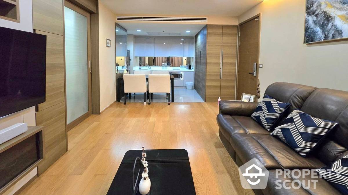 ขายคอนโดสาทร นราธิวาส : คอนโด 1-ห้องนอน ที่ ดิ แอดเดรส สาทร ใกล้ BTS เซนต์หลุยส์