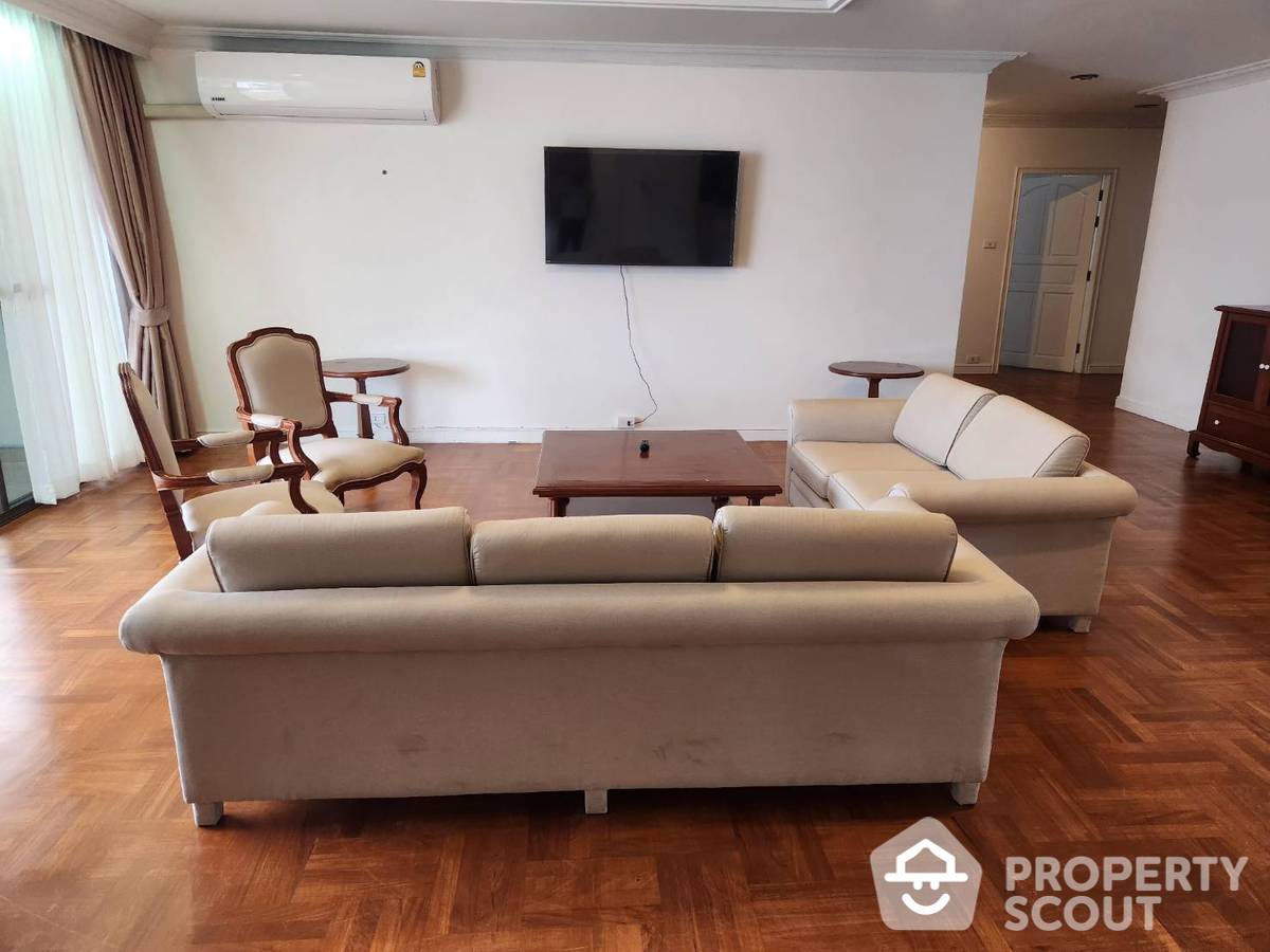 For RentCondoSukhumvit, Asoke, Thonglor : 4-BR Apt. near BTS Phrom Phong