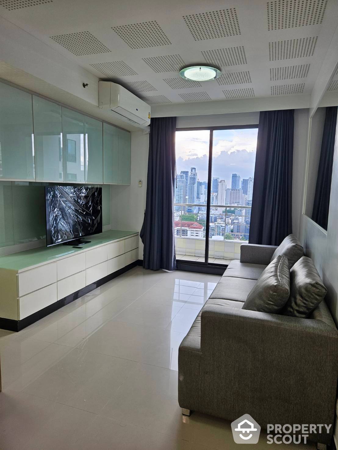 For RentCondoSukhumvit, Asoke, Thonglor : 2-BR Condo at Supalai Premier Place Asok near MRT Phetchaburi