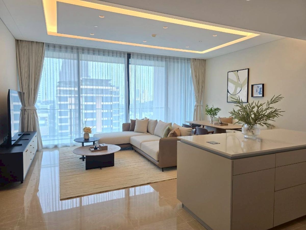 ให้เช่าคอนโดวิทยุ ชิดลม หลังสวน : ให้เช่า The Residences at Sindhorn Kempinski Hotel Bangkok ห้องสวย เฟอร์นิเจอร์ครบ 2 ห้องนอน 157 ตร.ม.