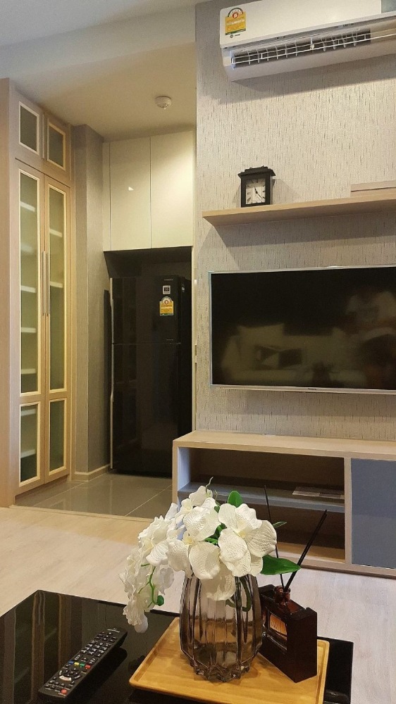 For SaleCondoSukhumvit, Asoke, Thonglor : For Sale Condo M Thorlor 10 near BTS Ekkamai Fully Furnished and Facilitators with good view and location.