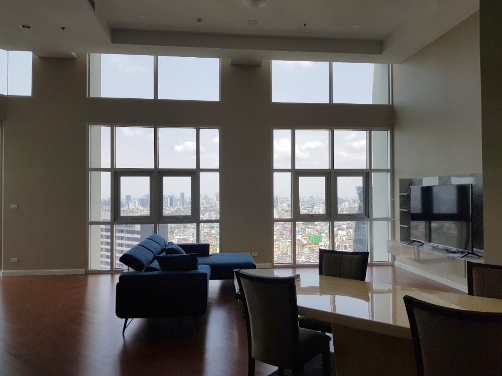 For RentCondoRama9, Petchburi, RCA : +++For urgent rent ++ Beautiful room Belle Grand Rama 9 ** 3 bedrooms, 178 sq m., 36th floor, near MRT Rama 9