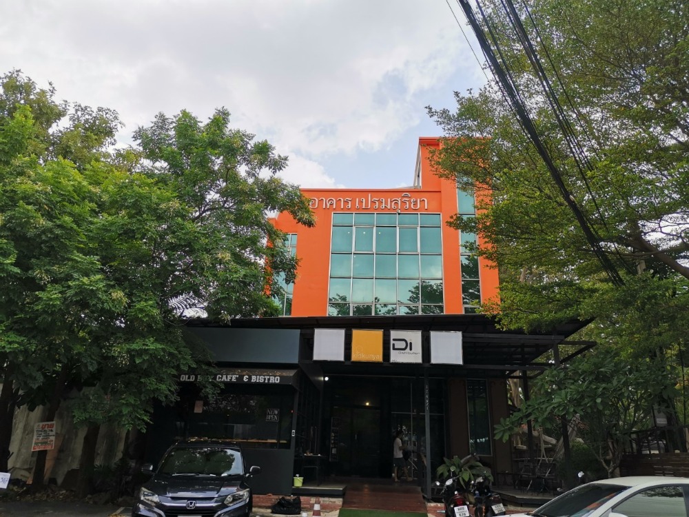 For SaleOfficeRamkhamhaeng, Hua Mak : 3-story office building for sale, loft style, 135 sq m. Town in Town. Strong building structure, high ceilings