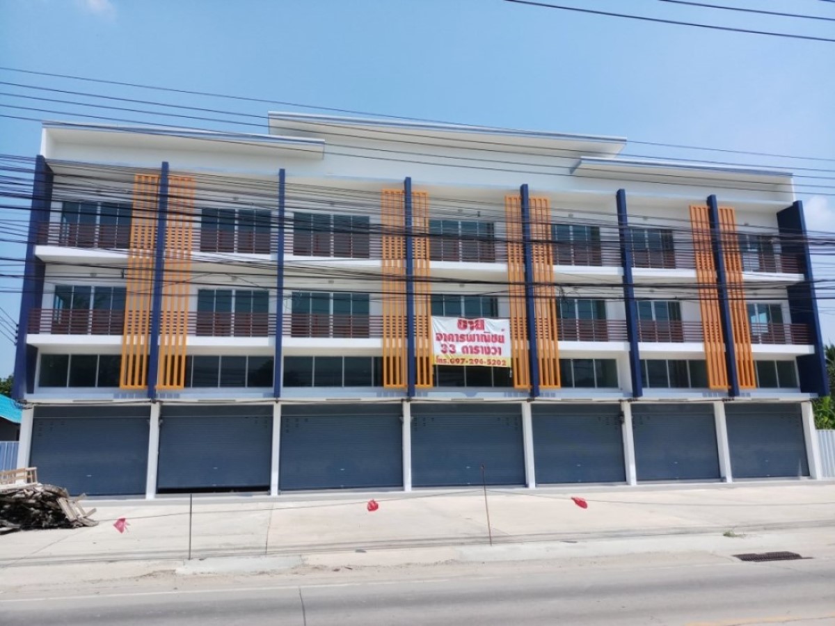 For RentShophouseBang kae, Phetkasem : Commercial building for rent (Next to Phasicharoen Canal Road, South bank)