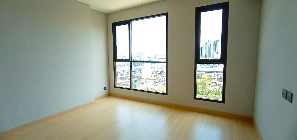 For SaleCondoKasetsart, Ratchayothin : Condo for sale, Lumpini Park Phahon 32, near Kasetsart University, near BTS Ratchayothin, 1 bedroom, size 28 sq m. Book today and get free! The whole room, complete furniture and electrical appliances. Interested, call 081-2069708 #Convenient transportati