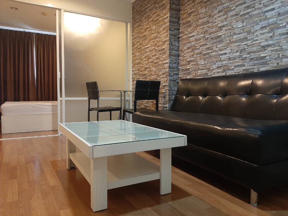 For RentCondoRama9, Petchburi, RCA : #Condo for rent Lumpini Place Rama9-Ratchada near MRT Rama9 - 1 bedroom, 1 bathroom, 1 kitchen - 5th Floor, size 33 sq m - fully furnished  Rental price 12,500 baht / month