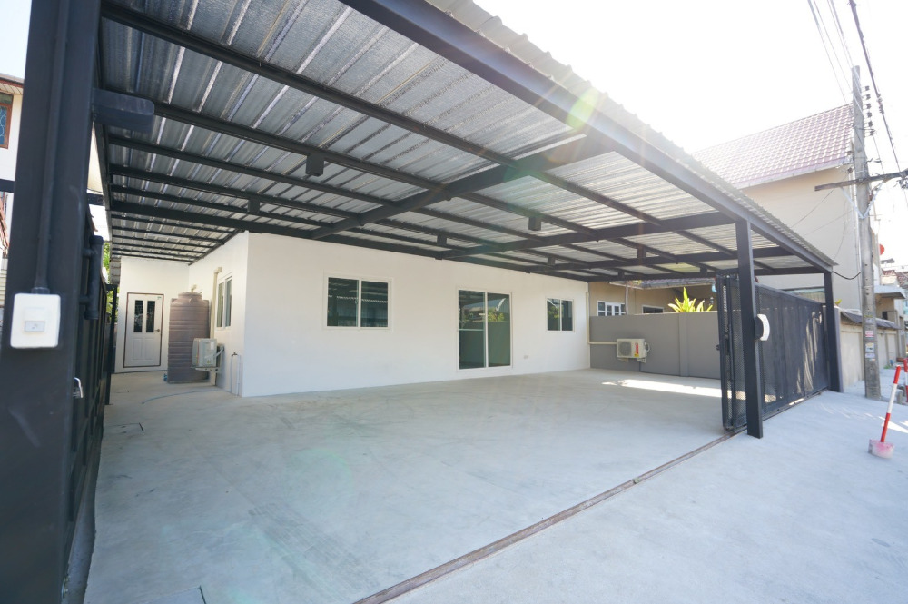 For RentHouseYothinpattana,CDC : Single-storey house for rent in Nawamin area, Maniya Village, near the expressway