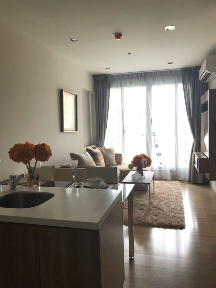 For RentCondoSathorn, Narathiwat : Condo rhythm sathorn  for rent