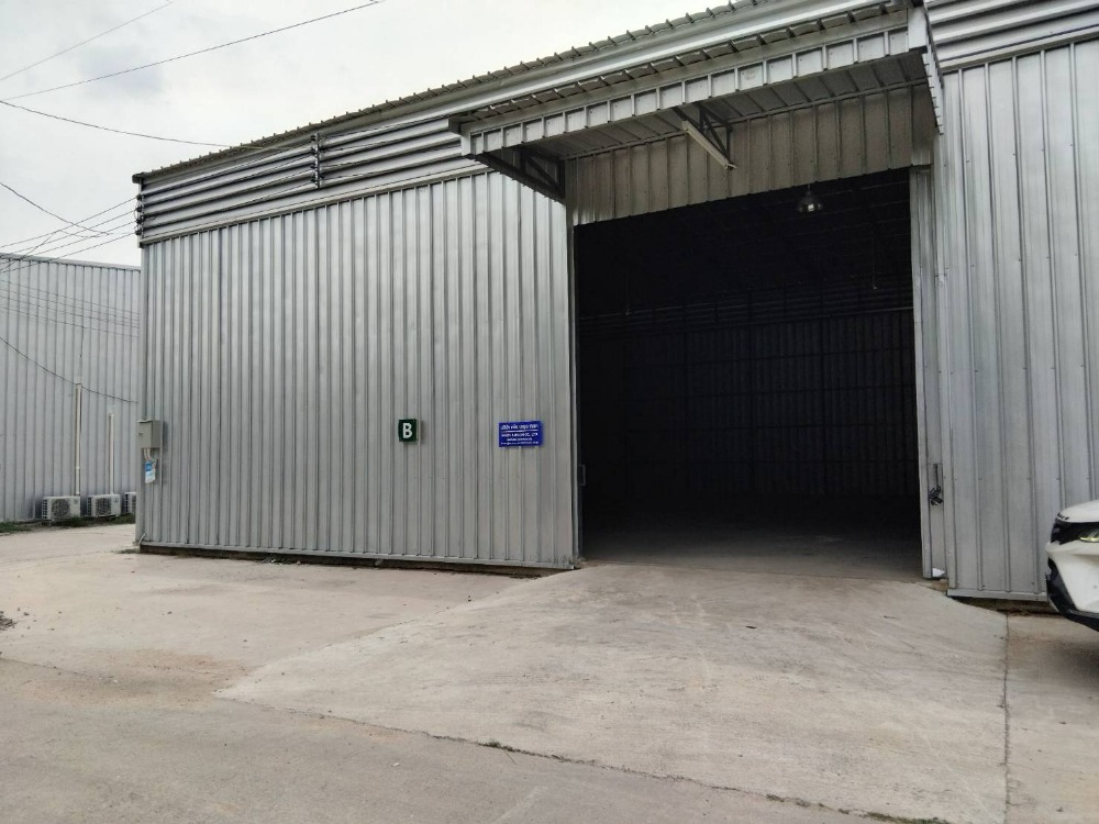 For RentFactoryPattaya, Bangsaen, Chonburi : Warehouse for rent to grow marijuana Ready-made warehouse for rent Pattaya-Laem Chabang (Sukhumvit) total usable area 400 sq m. Reserve rental at Khun Korn 0623461415, Khun Pla 0630895418