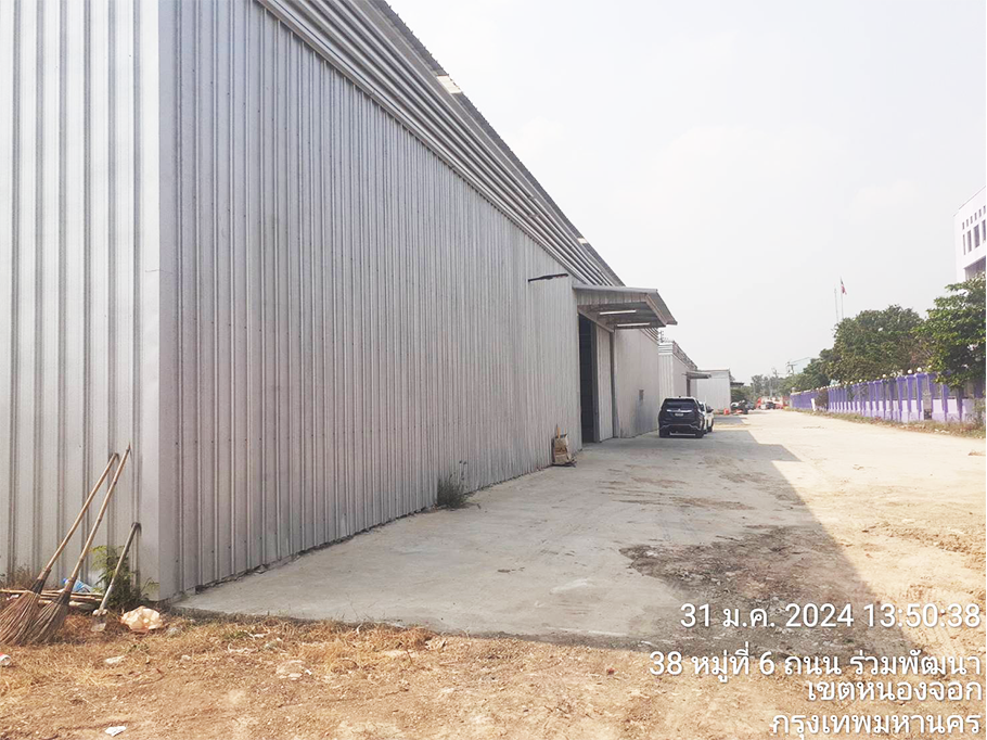 For RentWarehousePattaya, Bangsaen, Chonburi : Cheap warehouse for rent Near Amata Nakorn Phan Thong Industrial Estate