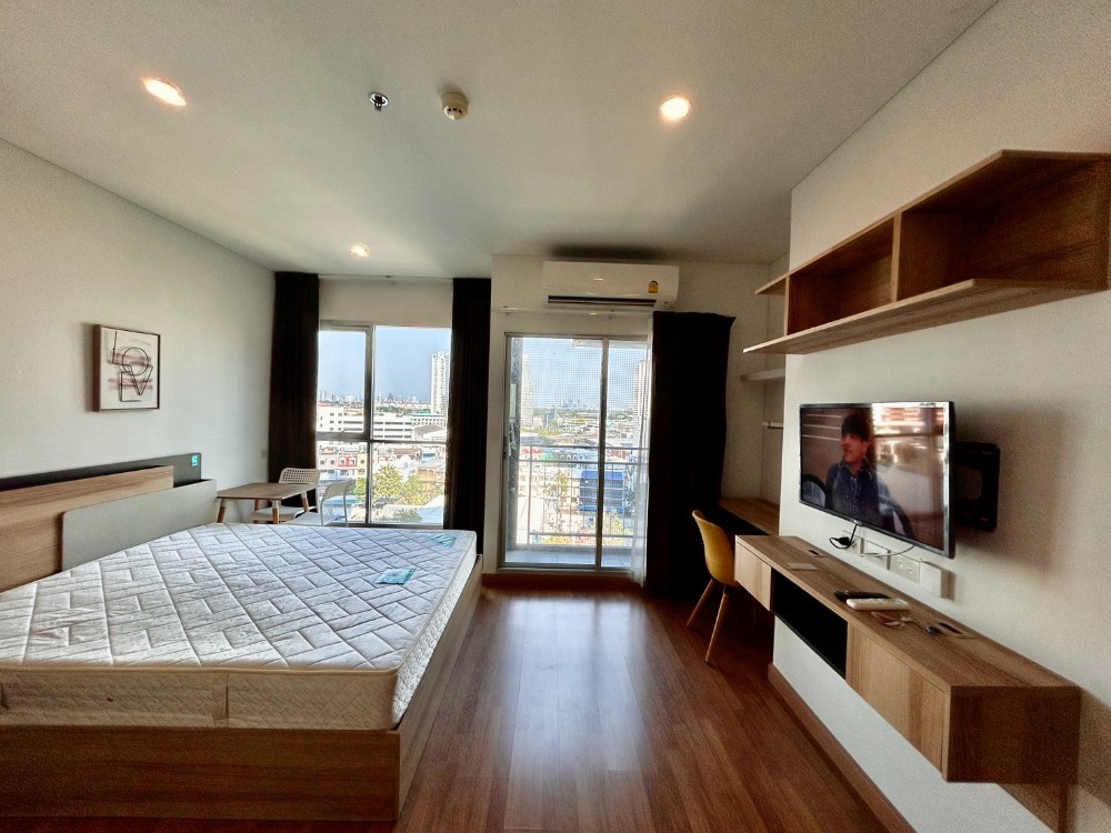 For RentCondoRama3 (Riverside),Satupadit : Lumpini Place Rama 3 - Riverine Lumpini Place Rama 3 - 1 River Studio, Bathroom, Floor 9, Size 24 sqm. Rental price 9500 baht per month ** Free 1 March 2025 **