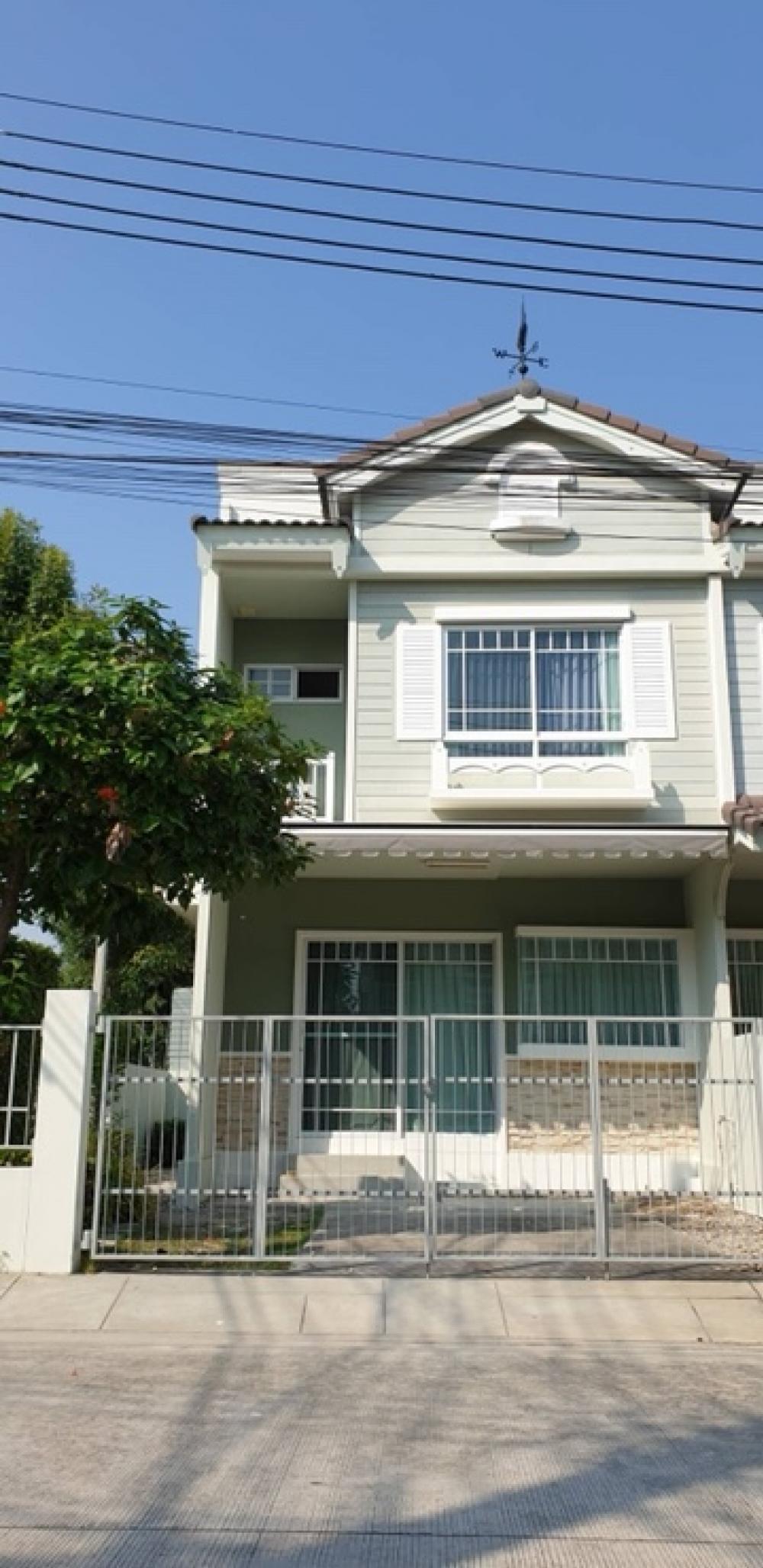 For SaleHouseSamut Prakan,Samrong : Townhouse for sale behind the edge Village Villaggio Bangna