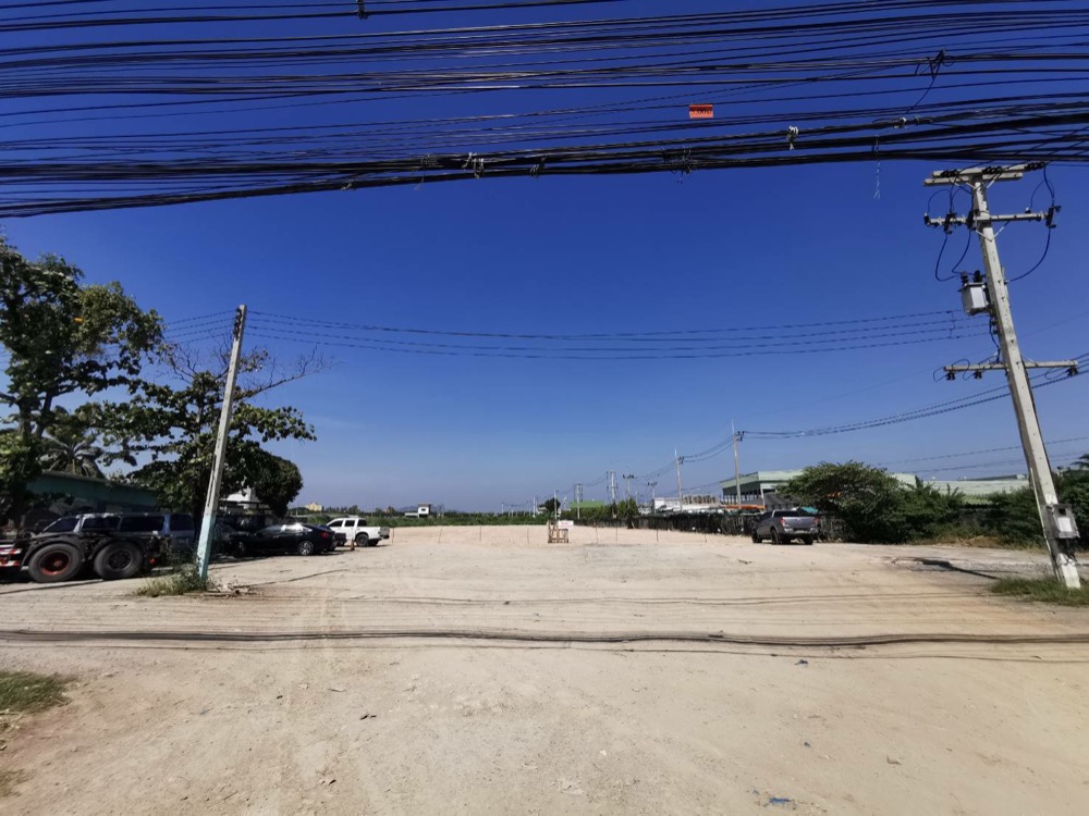 For RentLandSaraburi : Urgent for rent !!! 20 rai of land, good location, along Mitraphap Road, next to CPF factory, Kaeng Khoi, Saraburi province.