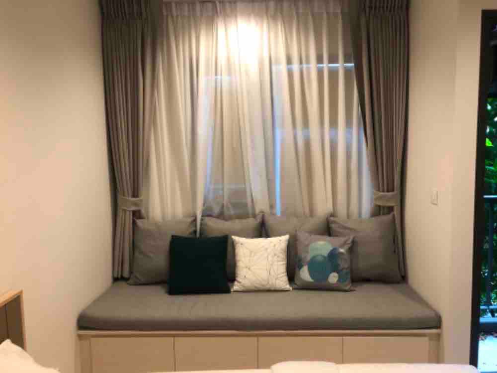 For RentCondoWitthayu, Chidlom, Langsuan, Ploenchit : Ready move in! Condo for rent Life One Wireless Studio room 1 bathroom Size 28 sq.m. Floor 12