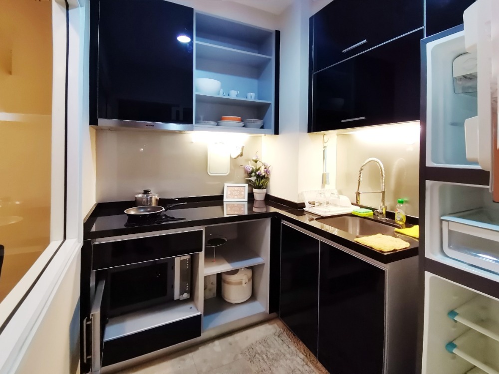 For RentCondoSukhumvit, Asoke, Thonglor : The Crest Sukhumvit 34 Type 1-BR 54 sqm. short walk to BTS Thonglor, Ready to move in!