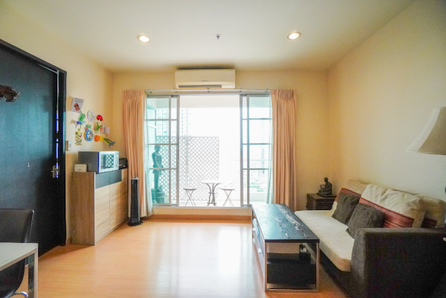 For SaleCondoRatchathewi,Phayathai : Condo for sale, Baan Klang Krung, Siam-Pathumwan, size 55 sqm., 1 large bedroom, near Ratchathewi Intersection next to BTS only 200 m.