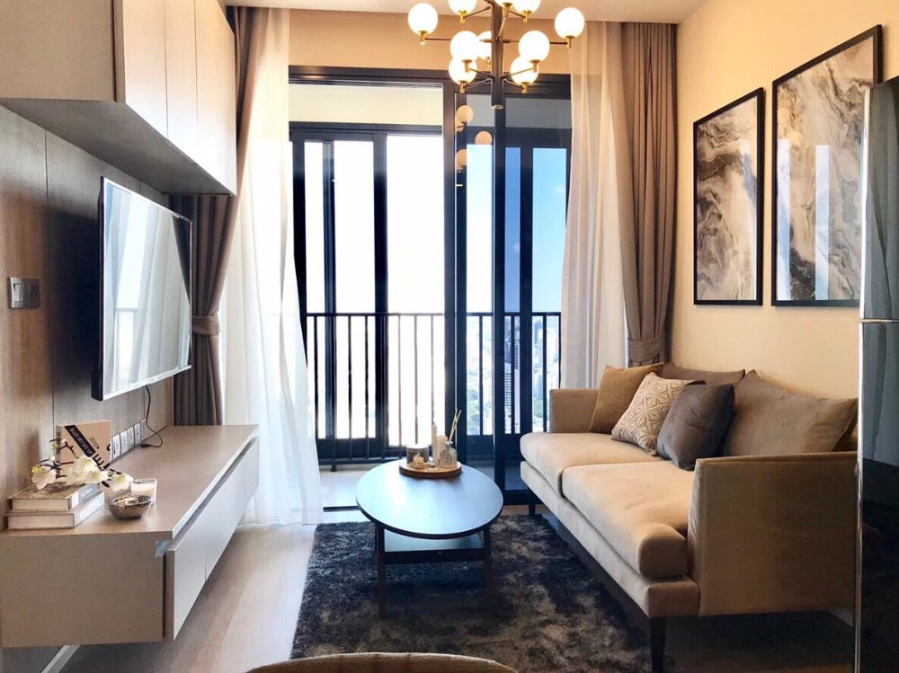 For RentCondoSukhumvit, Asoke, Thonglor : Ashton Asoke for rent, 2 bedrooms, 50 sq m, 45th floor, fully furnished, ready to move in, near BTS Asoke, convenient travel.