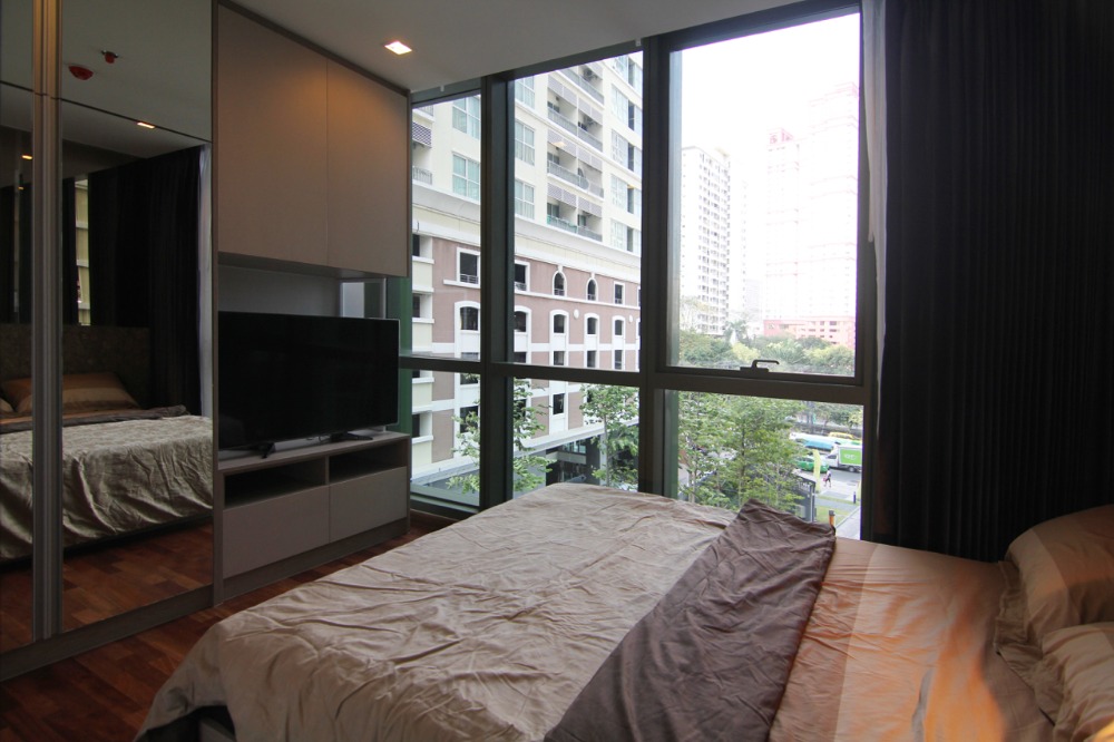 ให้เช่าคอนโดราชเทวี พญาไท : ให้เช่า Wish Signature 1 bedroom ห้องมุม (เจ้าของปล่อยเช่าเอง)