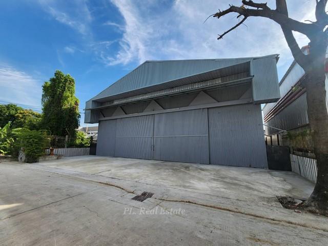 For RentWarehouseNawamin, Ramindra : Warehouse for rent with office in Sukhaphiban 5 area, Watcharaphon Sai Mai Intersection, suitable for use as an online warehouse hub, near the expressway entry point, alley road 6 meters wide.