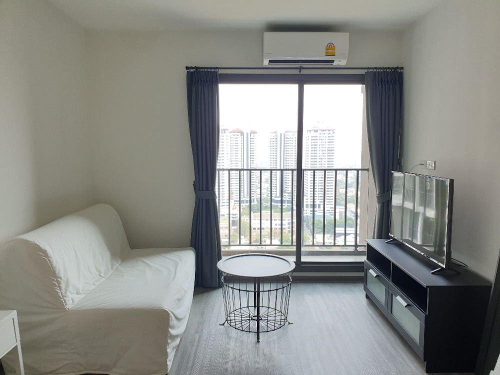 For RentCondoPattanakan, Srinakarin : Condo for rent, Rich Park Triple Station, 1 bedroom, 1 bedroom, 34.85 sq m, 27th floor, room with sofa bed, balcony, open view