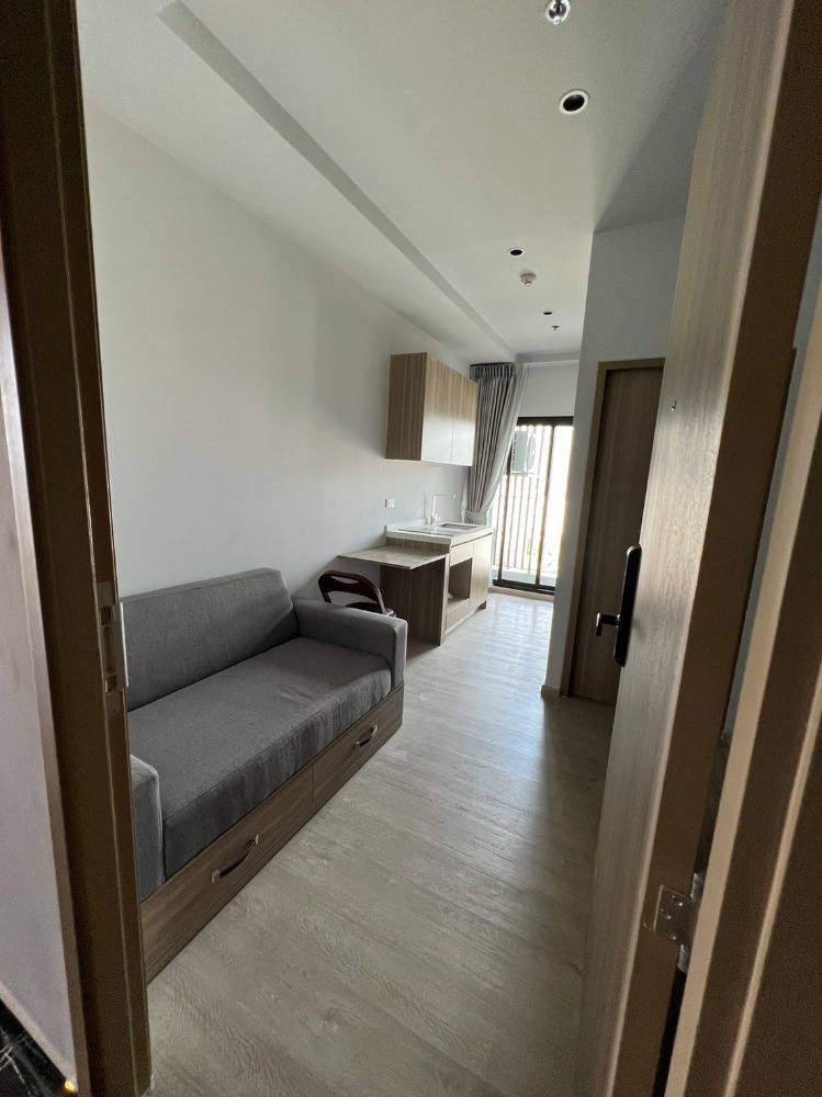 For SaleCondoThaphra, Talat Phlu, Wutthakat : Altitude Unicorn Sathorn-Tha Phra, fully furnished condo, next to BTS Talat Phlu, only 150 meters, next to the parallel road, Ratchaphruek.