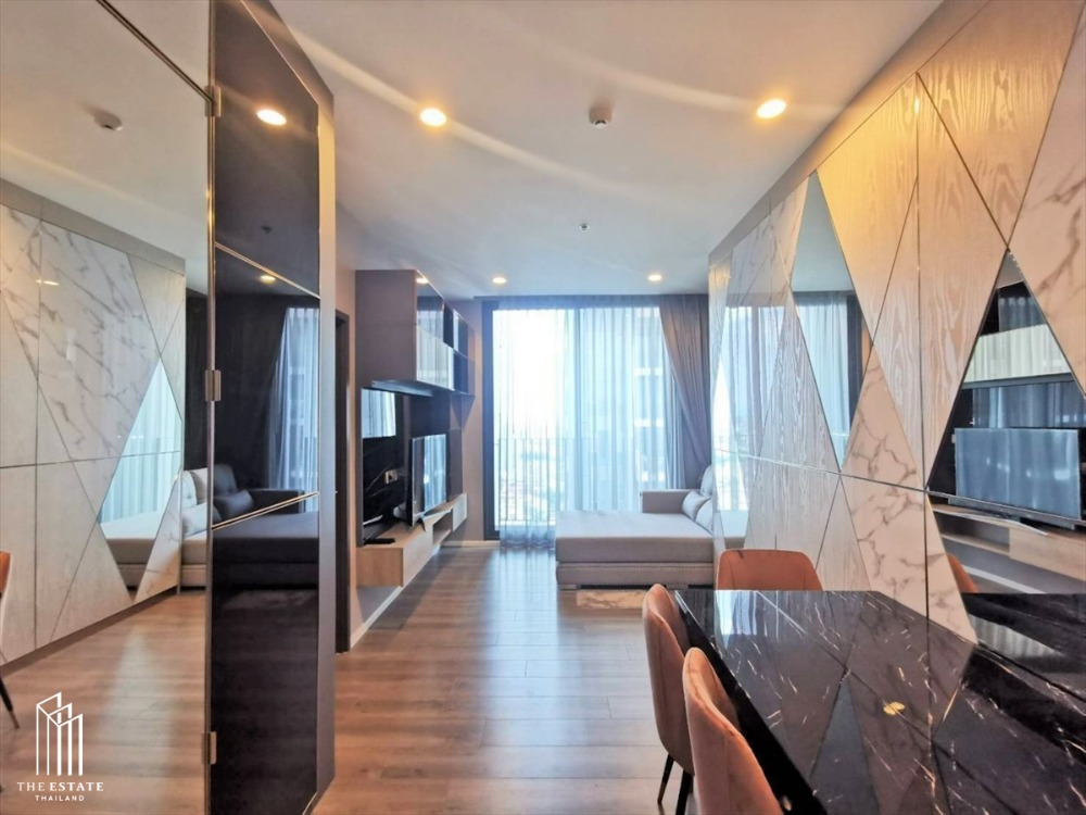 For RentCondoOnnut, Udomsuk : SALE & RENT Condo at a great price!!! Whizdom Essence *20+ high floor High Rise Condo, complete with a new perspective for the ultimate in high-class living RENT@32,000 Baht / Sale@8,090,000 Baht