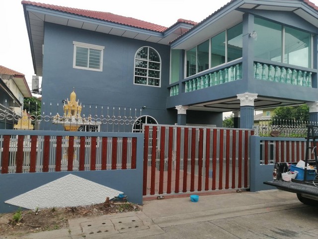 For RentHousePhutthamonthon, Salaya : 2-story detached house for rent Phutthamonthon Sai 3 area, Premwadi Village, newly renovated, empty house, no furniture.