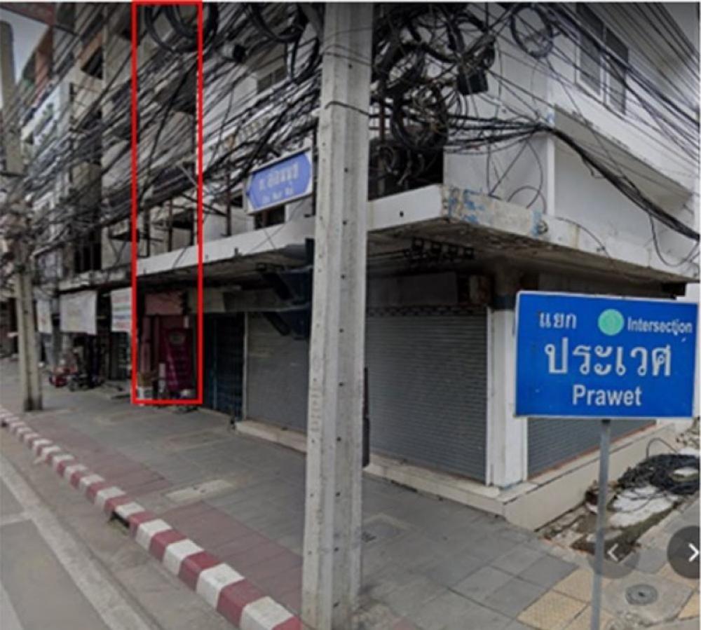 For RentShop HouseLadkrabang, Suwannaphum Airport : Shophouse 4-floor, on On nut Rd., (Pravet), closed to motorway for rent. 4-storey commercial building on On Nut Road (Prawet), near the motorway for rent.