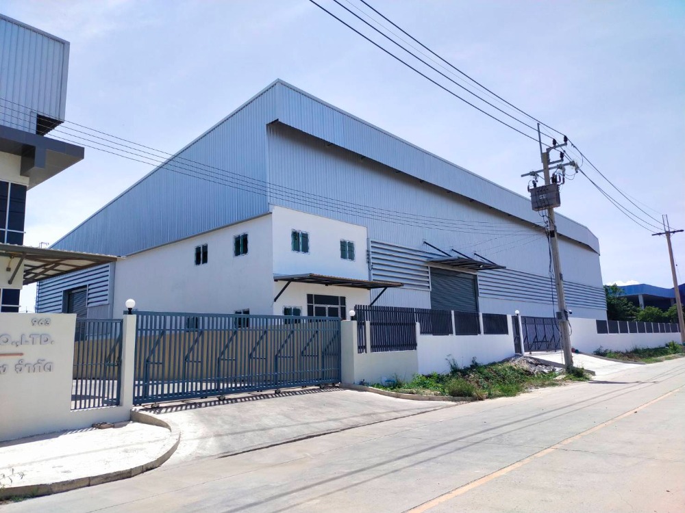 For RentWarehouseSamut Prakan,Samrong : Warehouse, purple area, Factory & Warehouse For Rent, factory and warehouse for rent, Bang Pu North Industrial Estate, purple area, factory and warehouse just completed. No one has entered yet.