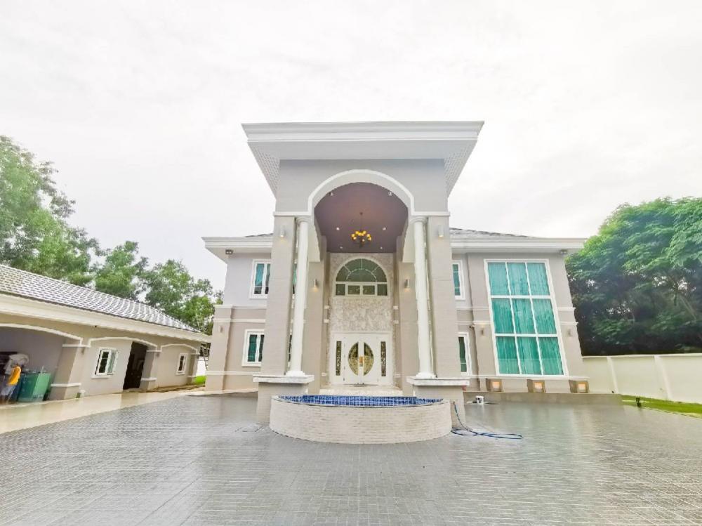 For SaleHouseLadkrabang, Suwannaphum Airport : 💥 Luxury mansion, fully furnished, ready to live in Lat Krabang area connected to the golf course near Suvarnabhumi Airport ‼️(H1163) located in the area of ​​The Royal Golf and Country Club (The Royal Golf Country Club)