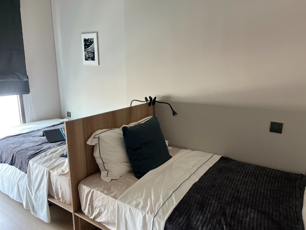 For SaleCondoKasetsart, Ratchayothin : Lumphini Park, Phahon 32, 14th floor, size 28.29 sq.m., 1 bedroom, 1 bathroom, decorative room, built-in with furniture  Convenient to travel to the main road in the heart of Phahonyothin, near BTS and Kasetsart University.