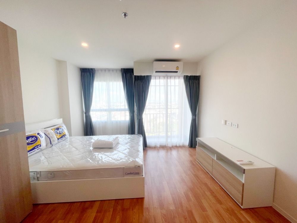 For SaleCondoPattanakan, Srinakarin : Condo for sale, Lumpini Ville Phatthanakan - Srinakarin, near Kasem Bundit University, fully furnished, ready to move in, 1 bedroom, size 26 square meters, complete common area, Phatthanakan, Srinakarin, for sale with tenant