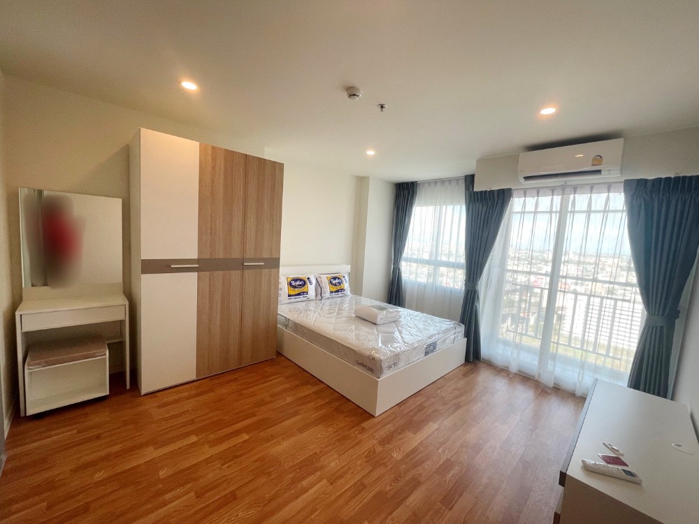 For SaleCondoPattanakan, Srinakarin : Condo for sale, Lumpini Ville Phatthanakan - Srinakarin, near Kasem Bundit University, fully furnished, ready to move in, 1 bedroom, size 26 square meters, complete common area, Phatthanakan, Srinakarin, for sale with tenant